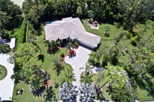 8642 NW 58th Ct, Parkland, FL 33067, Sold 01/09/17