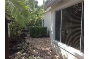 217 NW 101st Ave, Plantation, FL 33324, Sold 11/09/17