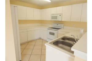 4074 Eastridge Cir, Pompano Beach, FL 33064, Sold 11/29/16