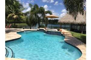 3553 Crystal Ln, Davie, FL 33330, Sold 12/09/16