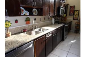 3138 NW 84th Ave, Sunrise, FL 33351, Sold 12/30/16