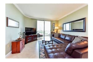 401 SW 4th Ave, Fort Lauderdale, FL 33315, Sold 05/01/17