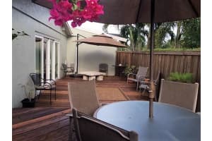 2007 NE 30th St, Fort Lauderdale, FL 33306, Sold 02/10/17