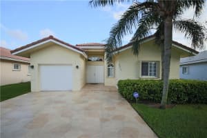 9912 NW 76th St, Tamarac, FL 33321, Sold 09/29/16