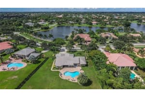 11040 SW 38th Dr, Davie, FL 33328, Sold 01/25/17