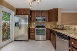 1905 NE 15th Ave, Fort Lauderdale, FL 33305, Sold 09/29/16