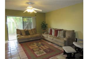 2700 S Oakland Forest Dr, Oakland Park, FL 33309, Sold 04/03/17