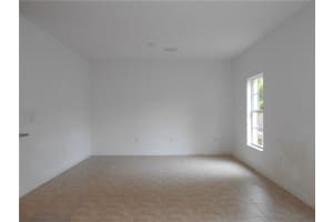 717 NE 43rd St, Oakland Park, FL 33334, Sold 05/01/17