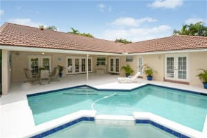 1042 Fairfax Ln, Weston, FL 33326, Sold 03/27/17