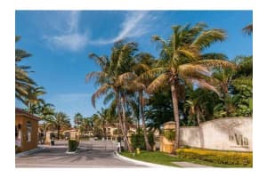 150 NW 96th Ave, Pembroke Pines, FL 33024, Sold 01/09/17