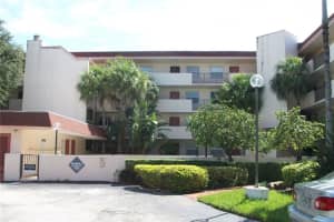 3120 N Pine Island Rd, Sunrise, FL 33351, Sold 10/31/16