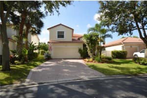 6340 NW 38th Dr, Coral Springs, FL 33067, Sold 11/04/16