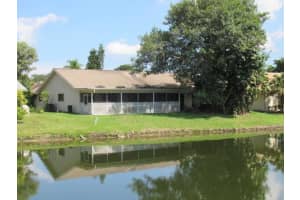 8348 NW 80th St, Tamarac, FL 33321, Sold 02/15/17