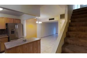 811 W Oakland Park Blvd APT F2, Wilton Manors, FL 33311, Sold 01/13/17