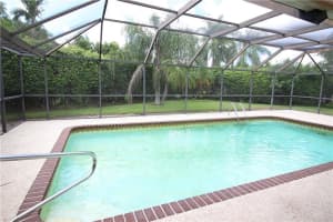 8008 NW 83rd Way, Tamarac, FL 33321, Sold 11/03/16