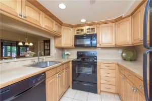 20065 NE 3rd Ct, Miami, FL 33179, Sold 11/29/16