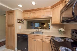 20065 NE 3rd Ct, Miami, FL 33179, Sold 11/29/16