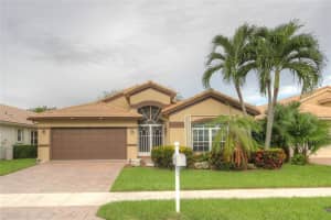 5701 Royal Club Dr, Boynton Beach, FL 33437, Sold 01/31/17
