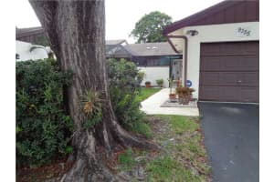 9355 Wedgewood Dr B17, Tamarac, FL 33321, Sold 12/19/16