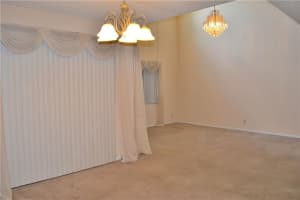 343 E Riverbend Dr, Sunrise, FL 33326, Sold 01/25/17