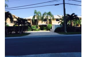 3409 SE 8th St, Pompano Beach, FL 33062, Sold 11/03/16