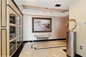 2845 NE 9th St, Fort Lauderdale, FL 33304, Sold 01/19/17