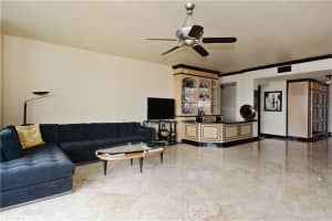 2845 NE 9th St, Fort Lauderdale, FL 33304, Sold 01/19/17