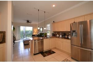 7022 NW 75th St, Parkland, FL 33067, Sold 11/03/16