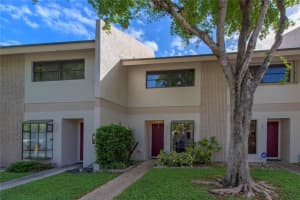 2700 S Oakland Forest Dr, Oakland Park, FL 33309, Sold 01/19/17