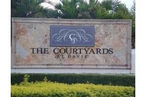 6952 SW 39th St APT C108, Davie, FL 33314, Sold 11/23/16