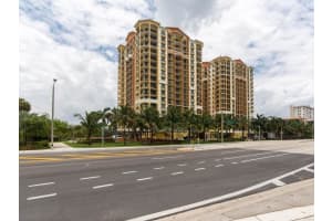 2001 N Ocean Blvd, Fort Lauderdale, FL 33305, Sold 03/14/17