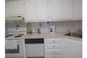 3125 Oakland Shores Dr B204, Oakland Park, FL 33309, Sold 11/16/16