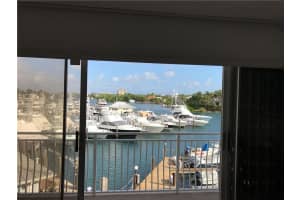 2921 NE 28th St, Lighthouse Point, FL 33064, Sold 01/27/17