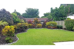 5778 Woodland Point Dr, Tamarac, FL 33319, Sold 01/17/17