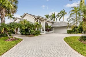 3021 NE 23rd Ct, Fort Lauderdale, FL 33305, Sold 01/25/17