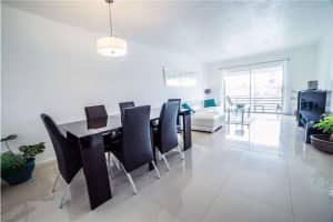 2800 NE 203rd St a24, Miami, FL 33180, Sold 11/30/16