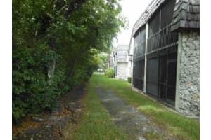 3101 Oakland Shores Dr APT H208, Oakland Park, FL 33309, Sold 01/20/17