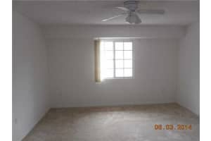 2945 NE 185th St, Miami, FL 33180, Sold 11/23/16