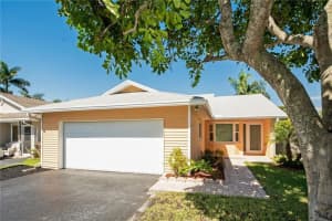 8211 SW 41st Ct, Davie, FL 33328, Sold 12/14/16