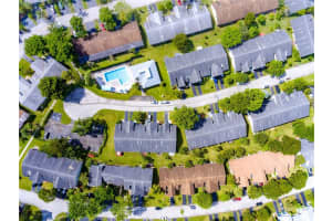 8110 NW 100th Ln, Tamarac, FL 33321, Sold 12/13/16