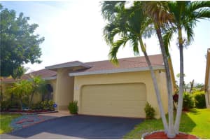 5310 NW 99th Ln, Coral Springs, FL 33076, Sold 07/07/17