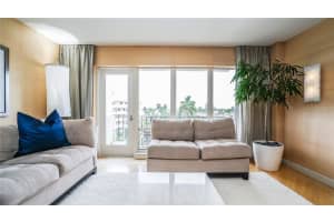 340 Sunset Dr, Fort Lauderdale, FL 33301, Sold 11/16/17