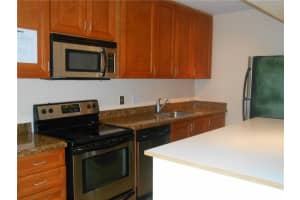 1460 NE 18th St, Fort Lauderdale, FL 33305, Sold 03/27/17