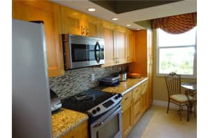 3210 SE 10th St #7d, Pompano Beach, FL 33062, Sold 12/30/16
