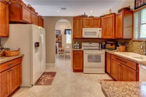 4427 NW 41st Pl, Coconut Creek, FL 33073, Sold 12/14/16