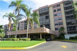 900 NE 195th St, Miami, FL 33179, Sold 07/02/18