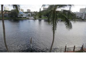 2880 NE 14th St, Pompano Beach, FL 33062, Sold 08/30/17