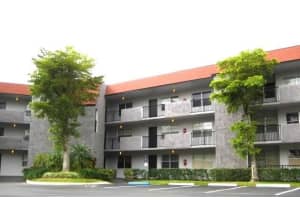 8450 Lagos De Campo Blvd, Tamarac, FL 33321, Sold 01/31/17