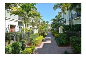 54 NW 7th St, Boca Raton, FL 33432, Sold 06/09/17