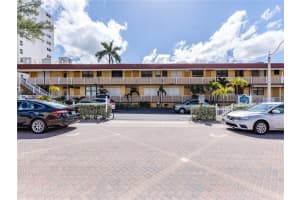 322 Taylor St #2g, Hollywood, FL 33019, Sold 12/30/16